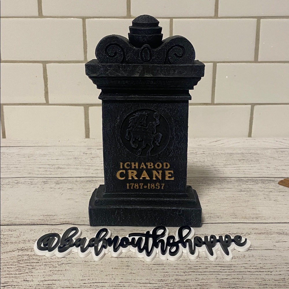 *Michaels Halloween Resin Tombstone Decor - Ichabod Crane Headless Horseman